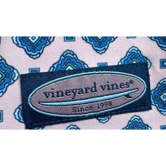 Vineyard Vines Swim Trunks 7" Chappy shorts Men XS Medallion Print Pink Lined - Picture 7 of 10